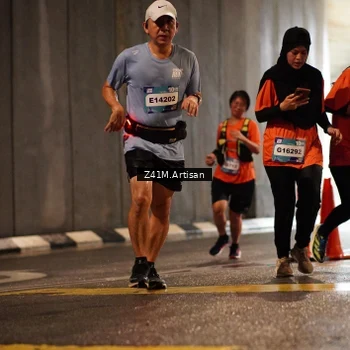 Runner Photo 7748912