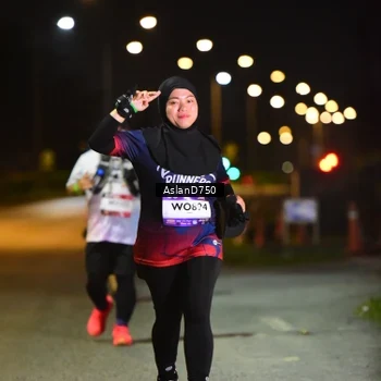 Runner Photo 7748927