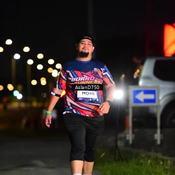 Runner Photo 7748928