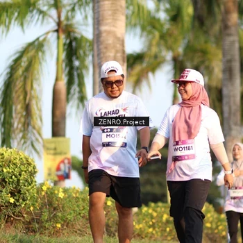 Runner Photo 7748929