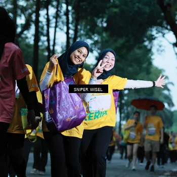 Runner Photo 7748947