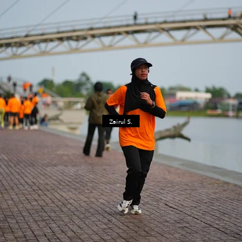 Runner Photo 7748964