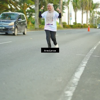 Runner Photo 7748970
