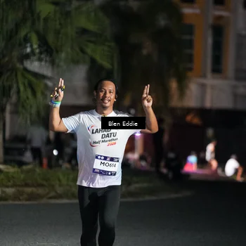 Runner Photo 7748972