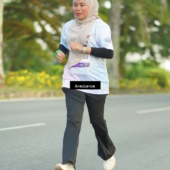 Runner Photo 7748992