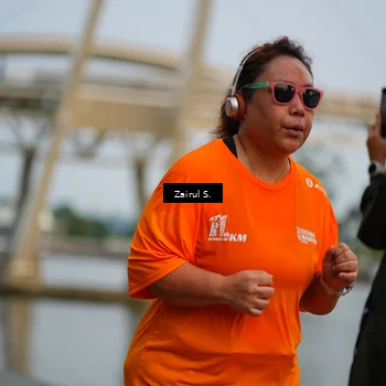 Runner Photo 7748996