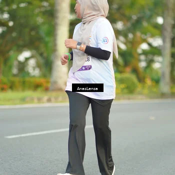 Runner Photo 7749006