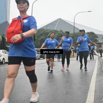 Runner Photo 7749030