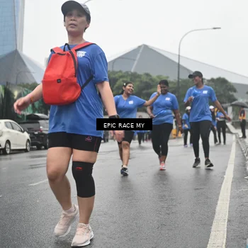Runner Photo 7749033