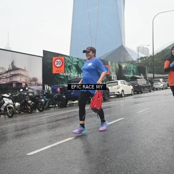 Runner Photo 7749037