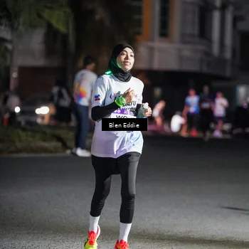 Runner Photo 7749043