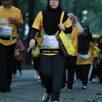 Runner Photo 7749056