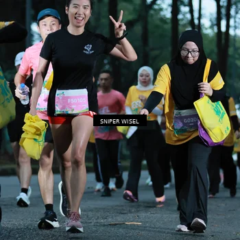 Runner Photo 7749060