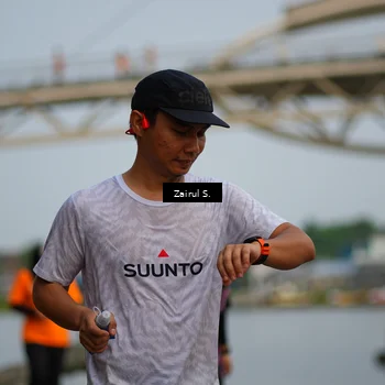 Runner Photo 7749062