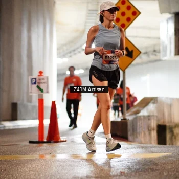 Runner Photo 7749085