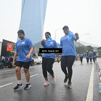 Runner Photo 7749095