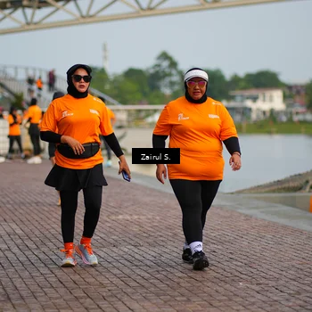 Runner Photo 7749097