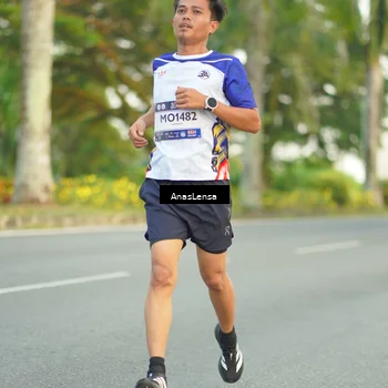 Runner Photo 7749109