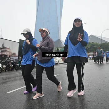 Runner Photo 7749126
