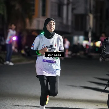 Runner Photo 7749131