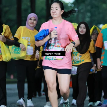 Runner Photo 7749132