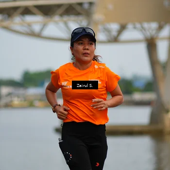 Runner Photo 7749146