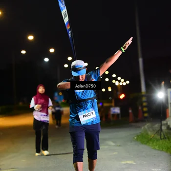 Runner Photo 7749160