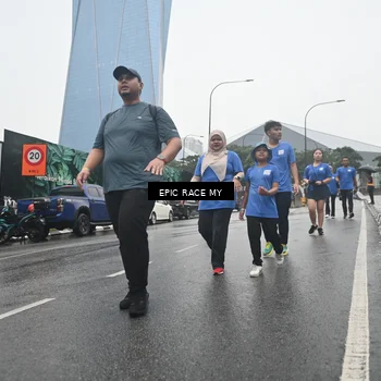 Runner Photo 7749171