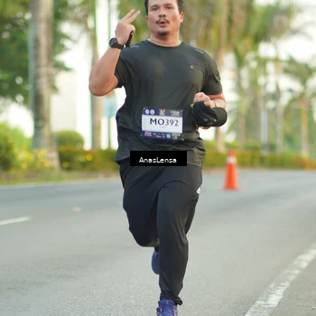 Runner Photo 7749175