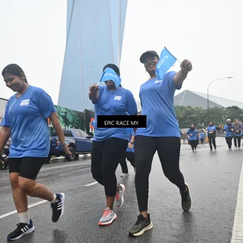 Runner Photo 7749176