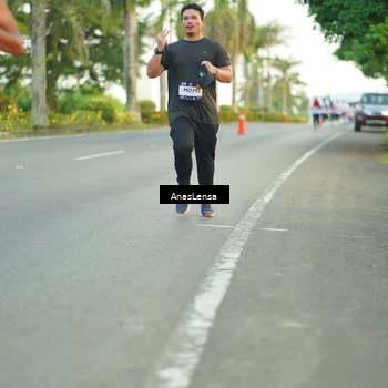 Runner Photo 7749184