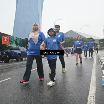 Runner Photo 7749189