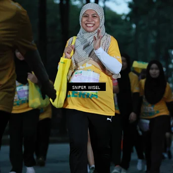 Runner Photo 7749192