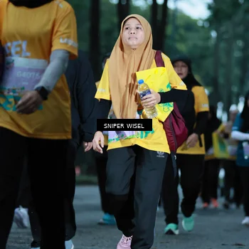 Runner Photo 7749194