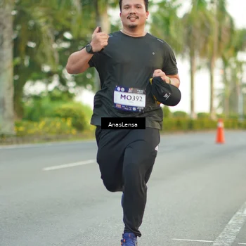 Runner Photo 7749202