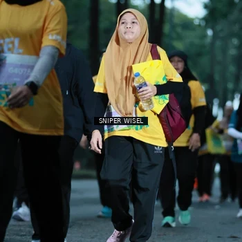 Runner Photo 7749204