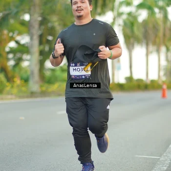 Runner Photo 7749205