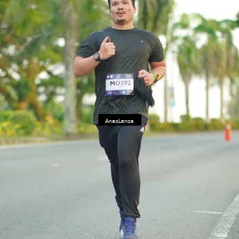 Runner Photo 7749212