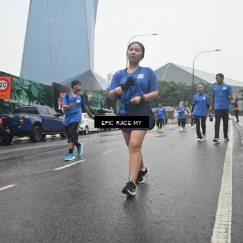 Runner Photo 7749222