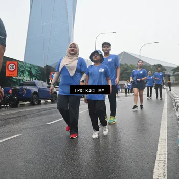 Runner Photo 7749233