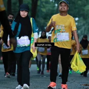 Runner Photo 7749244