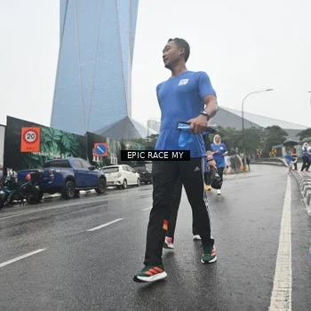Runner Photo 7749249