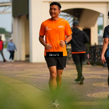 Runner Photo 7749253