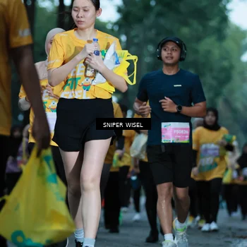 Runner Photo 7749261