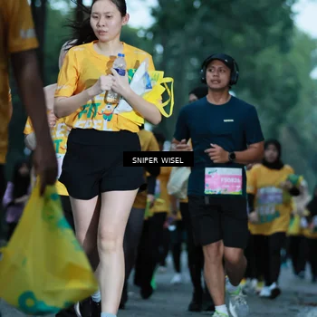 Runner Photo 7749264