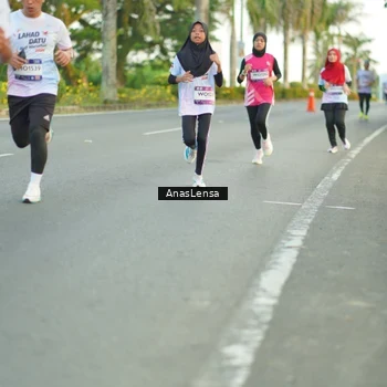 Runner Photo 7749286