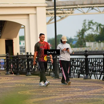 Runner Photo 7749290