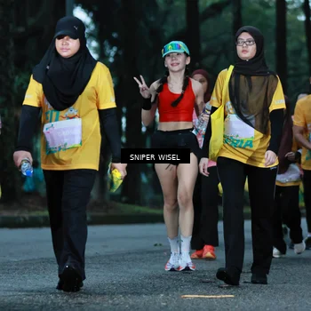 Runner Photo 7749295