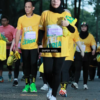 Runner Photo 7749305