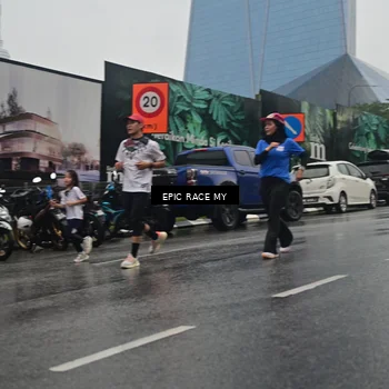 Runner Photo 7749313